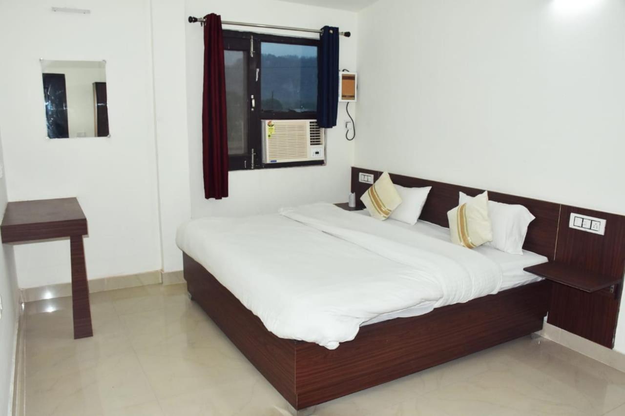 Corbett Bhavesh Home Stay Jhirna Luaran gambar